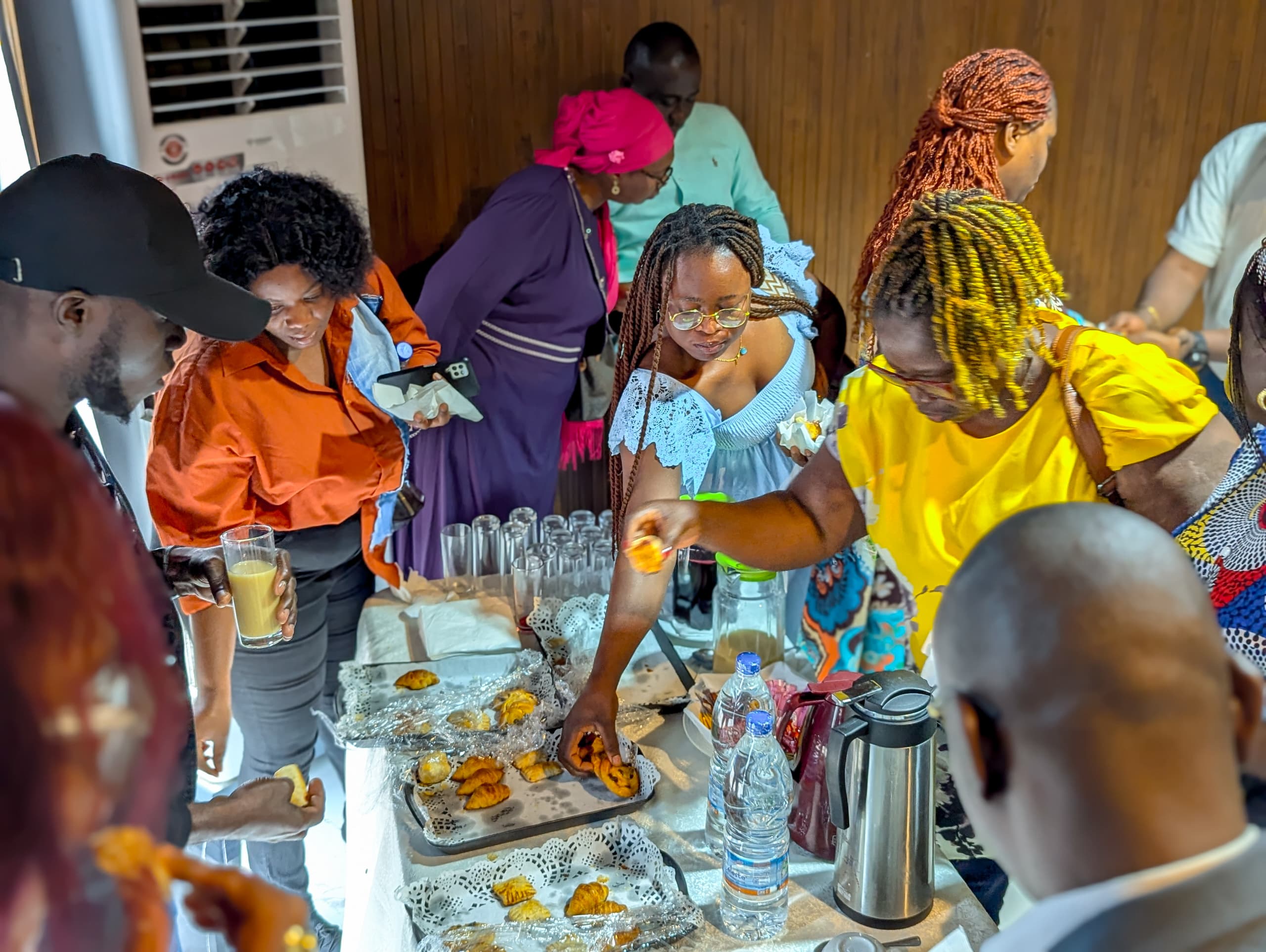 Pause cocktail et buffet pendant la conférence